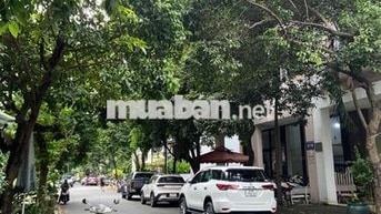 CHO THUÊ NHÀ 4 TẦNG MẶT TIỀN PHỐ HƯNG PHƯỚC 1, PHÚ MỸ HƯNG, DT 216m2 (