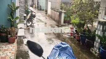 Hàng Hiếm Có Khó Tìm, Nhà 1 trệt 1 lầu đúc, DTSD 50M Kế Bên Trạm Y Tế