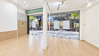 Cho thuê MB 8x10m Út Tịch,  Tân Bình giá 16tr/th