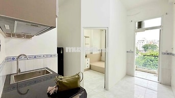 Khai Trương CHDV Sát Sân Bay TSN - Ban Công Tách Bếp - 1 Phòng Ngủ