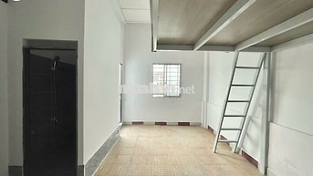 [GIÁ RẺ] PHÒNG MỚI GÁC CAO BAN CÔNG RỘNG GẦN EMART PHAN HUY ÍCH