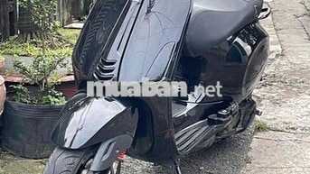 Piaggio Vespa Sprint Đen