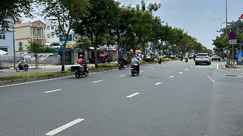NHÀ 64M, XÂY 1 TRỆT + 2 LẦU, KHU TRẦN NÃO, BÁN 12.5 TỶ