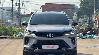Toyota Fortuner Legender 2024 đẹp xuất sắc
