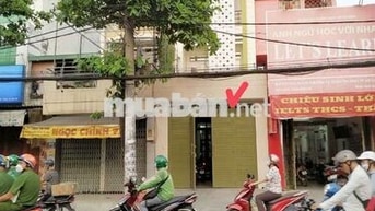 Cho thuê mặt bằng, vỉa hè kinh doanh