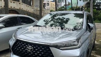 Toyota Veloz STD 2022 Bạc 174398km