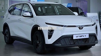 VinFast MPV7 TRẮNG - 105 TRIỆU NHẬN XE