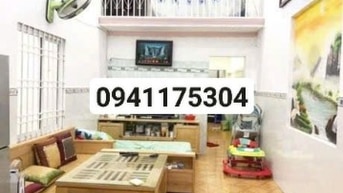 BÁN GẤP NHÀ ĐƯỜNG HOÀNG HỮU NAM Q9 41m2 2 tầng 2 phòng ngủ giá 2.2 tỷ