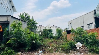 10x30 fulll thổ cư 570 triệu 300m2 ngay cầu vượt củ chi sổ hồng riêng
