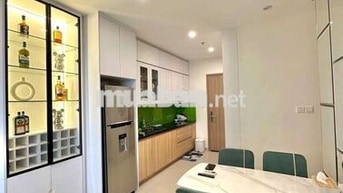 Chính chủ cho thuê căn 2n2wc, full đồ, về ở ngay, có lot oto Vin TâyMo