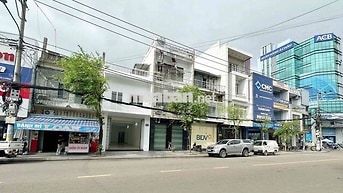 BÁN HOẶC CHO THUÊ NHÀ 2 MẶT TIỀN