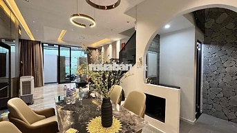 Nhà 3 Tầng Duy Tân, 3 Phòng ngủ, 4 WC