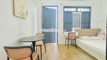 CHO THUÊ CĂN STUDIO BAN CÔNG NGAY CHỢ HẠNH THÔNG TÂY