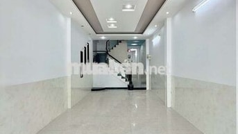 Nhà 2 lầu 4PN đường Lê Chân 12tr tluong