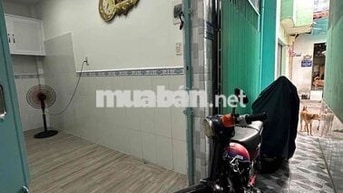 NHỈNH 1 TỶ NHÀ 3 TẦNG + LỮNG SÁT CHỢ LỢN DTSD 40m2
