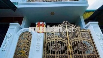 3-story house for rent, located on a 5.5m-wide street in Hoa Minh thuê