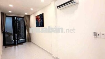 Bán nhà nhỏ xinh trung tâm Phú Nhuận