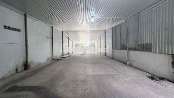 Cho thuê kho 250m2 Trống suốt thông thoáng đường xe tải
