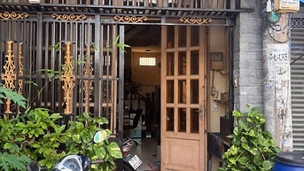 Nhà cho thêu, nhà gần chợ, trường học