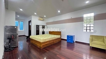 CHÍNH CHỦ CHO THUÊ STUDIO SÀN GỖ 45m2 FULL NT