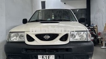 Nissan Terrano Turbo 2.7 Trắng