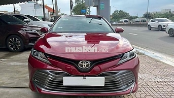 Toyota Camry 2.0G 2020 Đỏ 8000km