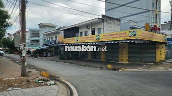 4 căn góc sau lưng bệnh viện ĐKAG
