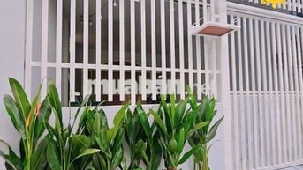 Nhà Hương Lộ 2 DT 84m2 - Giá 4,35 Tỷ - Hẻm 3m - Ngay Bình Trị Đông