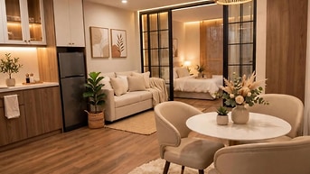 Tô Ngọc Vân 138m2, 7 tầng, có hầm, mặt phố kinh doanh, view hồ