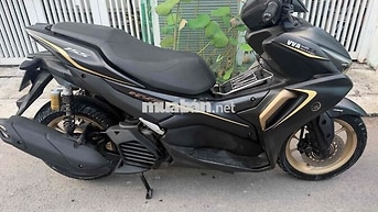 Yamaha NVX 155 Smartkey V2 90%