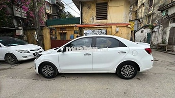 Kia Soluto 2022 Trắng Tự động 5 vạn
