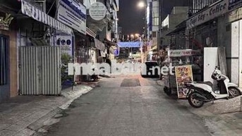 Chính Chủ Lâu Đời - Gấp Bán - 10 bước ra hẻm 8m - Gần Mặt Tiền