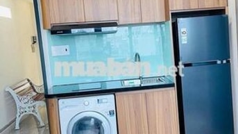CHO THUÊ CĂN HỘ QUẬN 3, Full NỘI THẤT, SÂN THƯỢNG