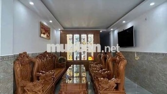 NHÀ FULL NỘI THẤT 5 PHÒNG 4 X 18M 