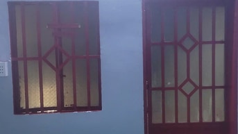 CHO THUÊ NHÀ GIÁ RẺ HẺM 2,8M NGuyễn TRÃI (KHU MÃ LẠNG) Q. 1, 4,3TR.