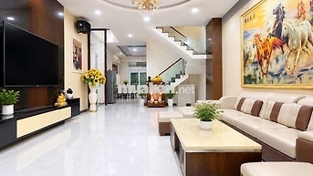 Hoài Thanh P14 Quận 8 -10m Ra MT - 118m2 -4Tầng - 4.3x28 -4PN -Giá 7Tỷ