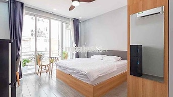 STUDIO BAN CÔNG FULL NỘI THẤT NGAY SÂN BAY TÂN SƠN NHẤT - TÂN BÌNH