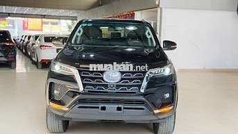 Toyota Fortuner 2022 Xăng 2.7 4x2 AT Đen
