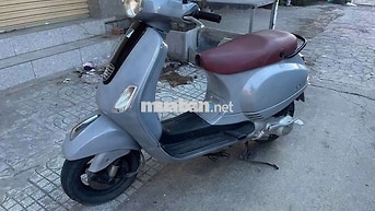 Piaggio Vespa LX 