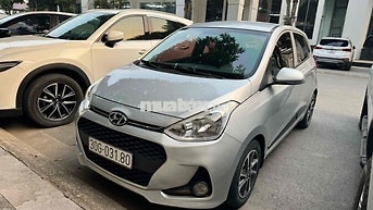 Hyundai Grand i10 Số tự động 50000 km Bạc