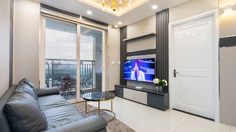 Sky Center, nội thất cao cấp, nhà mới 78m2 2PN, Ban công giá 16tr/th