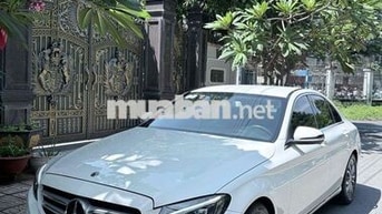 Mercedes-Benz C200 2018 Trắng Tự động 65000 km