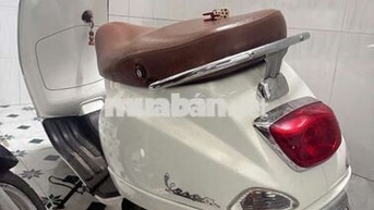Piaggio Vespa LX125ie Trắng