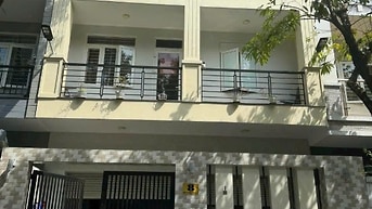 NHÀ PHỐ XÂY THÔ DẤU ẤN RIÊNG TẠI KDC 13E LÀNG VIỆT KIỀU