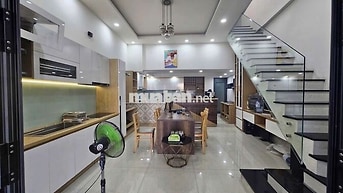 cho thuê nhà mặt tiền đường vũ Quỳnh 