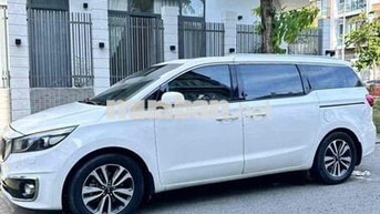 Kia Sedona 2016 ATH 7 chỗ Trắng