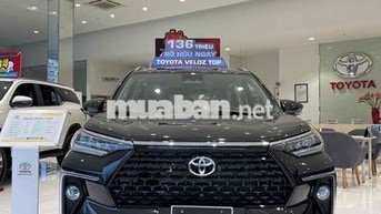 Toyota Veloz Cross Top Đen 7 chỗ