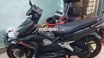 Honda Air Blade Đen Xăng