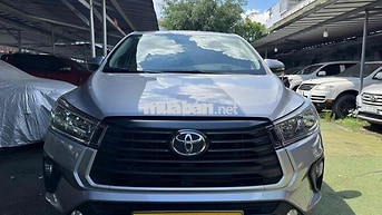 Toyota Innova 2022 Số sàn Bạc 100.000 km