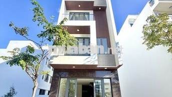 CHO THUÊ NHÀ MỚI Ở KINH DOANH 4 TẦNG CÓ THANG MÁY GIÁ 30 TRIỆU KHU ĐÔ